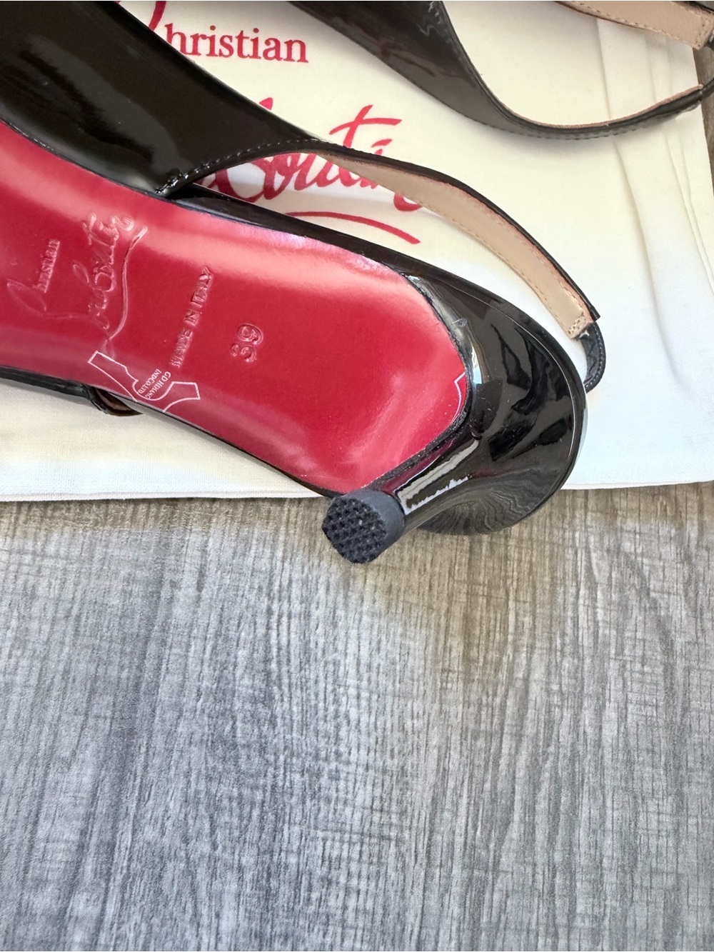 Christian Louboutin Black Patent Leather Pointed Slingback Red bottoms Pumps - Picture 4 of 15